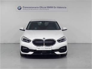 Fotos de BMW Serie 1 120d color Blanco. Año 2022. 140KW(190CV). Diésel. En concesionario Engasa S.A. de Valencia
