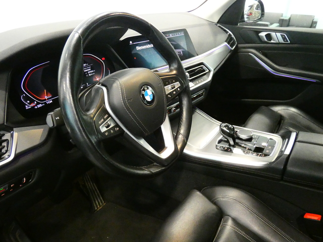 BMW X5 xDrive30d color Gris. Año 2019. 195KW(265CV). Diésel. En concesionario Enekuri Motor de Vizcaya