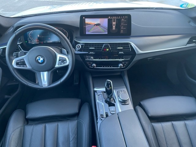 fotoG 6 del BMW Serie 5 520d Touring 140 kW (190 CV) 190cv Diésel del 2022 en Cáceres