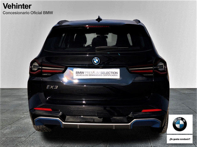 BMW iX3 M Sport color Negro. Año 2022. 210KW(286CV). Eléctrico. En concesionario Momentum S.A. de Madrid