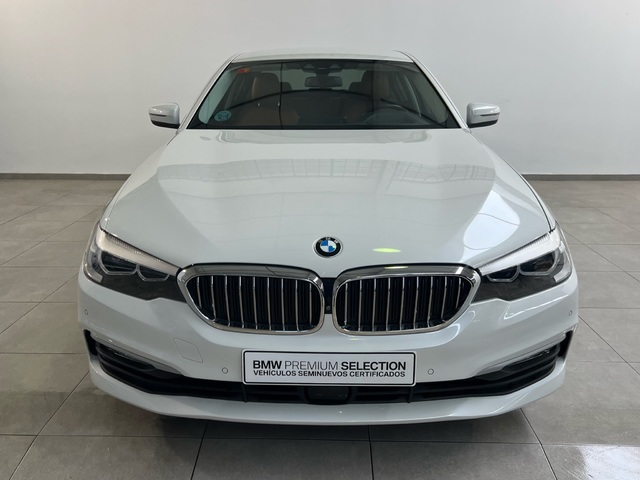 BMW Serie 5 520d color Blanco. Año 2018. 140KW(190CV). Diésel. En concesionario Movijerez S.A. S.L. de Cádiz