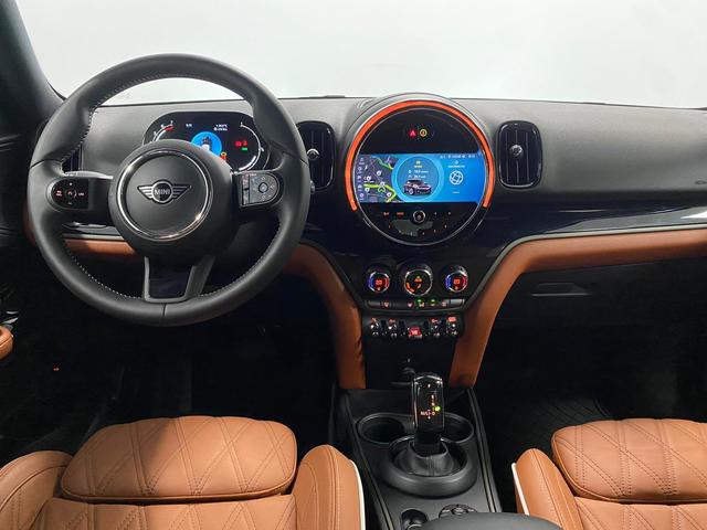 fotoG 6 del MINI MINI Countryman Cooper 100 kW (136 CV) 136cv Gasolina del 2022 en Las Palmas