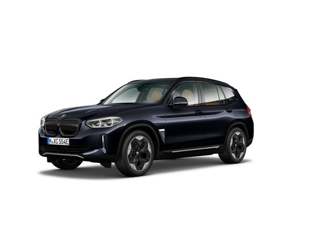 BMW iX3 iX3 color Negro. Año 2021. 210KW(286CV). Eléctrico. En concesionario MOTOR MUNICH S.A.U  - Terrassa de Barcelona