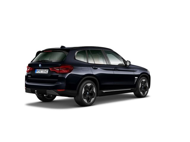 BMW iX3 iX3 color Negro. Año 2021. 210KW(286CV). Eléctrico. En concesionario MOTOR MUNICH S.A.U  - Terrassa de Barcelona