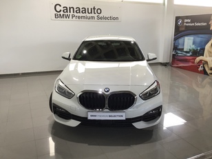 Fotos de BMW Serie 1 118i color Blanco. Año 2020. 103KW(140CV). Gasolina. En concesionario CORTESIA de Sta. C. Tenerife
