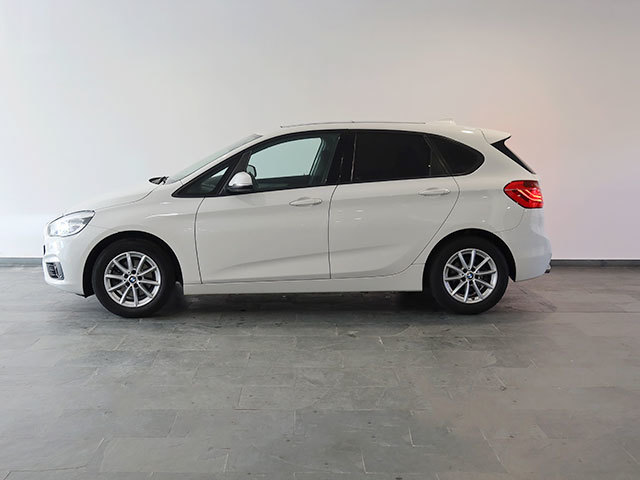 BMW Serie 2 216d Active Tourer color Blanco. Año 2016. 85KW(116CV). Diésel. En concesionario Autogal de Ourense