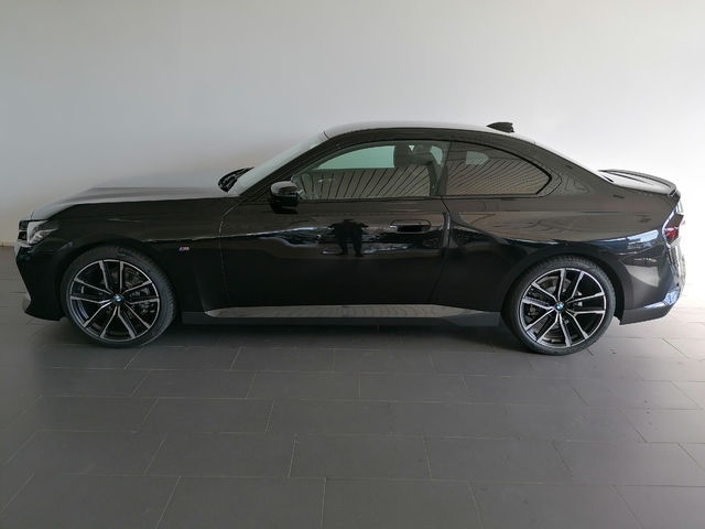 BMW Serie 2 220d Coupe color Negro. Año 2023. 140KW(190CV). Diésel. En concesionario Adler Motor S.L. TOLEDO de Toledo