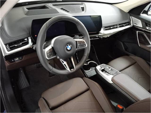 BMW iX3 M Sport color Negro. Año 2023. 210KW(286CV). Eléctrico. En concesionario Engasa S.A. de Valencia