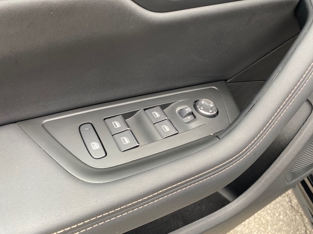 Peugeot 508 SW Hybrid 225 GT e-EAT8 165 kW (225 CV)