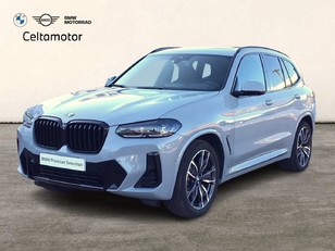 Fotos de BMW X3 xDrive20d color Gris. Año 2022. 140KW(190CV). Diésel. En concesionario Celtamotor Pontevedra de Pontevedra