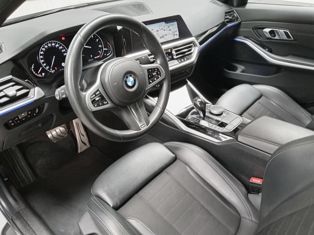 BMW Serie 3 320i color Blanco. Año 2019. 135KW(184CV). Gasolina. En concesionario Autoberón de La Rioja