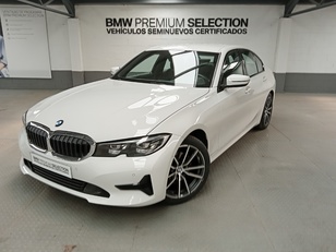 Fotos de BMW Serie 3 320i color Blanco. Año 2019. 135KW(184CV). Gasolina. En concesionario Autoberón de La Rioja