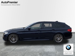 Fotos de BMW Serie 5 520d Touring color Negro. Año 2020. 140KW(190CV). Diésel. En concesionario Auto Premier, S.A. - MADRID de Madrid