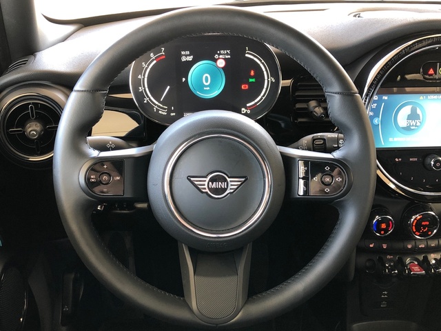 fotoG 13 del MINI MINI 5 Puertas Cooper 100 kW (136 CV) 136cv Gasolina del 2023 en Madrid