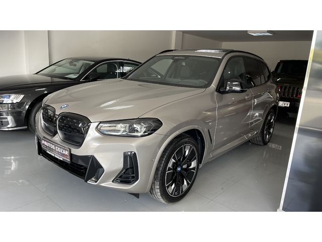 BMW iX3 80 kWh M Sport 210 kW (286 CV)