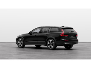 Volvo V60 Cross Country B4 D Cross Country Core AWD Auto 145 kW (197 CV) - 2 Volvo V60 Cross Country B4 D Nuevo 145 KW (197CV) - 2