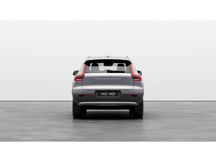Volvo XC40 T2 Core Auto 95 kW (129 CV) - 3 Volvo XC40 T2 Nuevo 95 KW (129CV) - 3