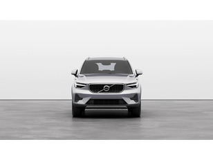Volvo XC40 T2 Core Auto 95 kW (129 CV) - 4 Volvo XC40 T2 Nuevo 95 KW (129CV) - 4