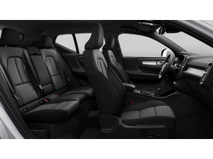 Volvo XC40 T2 Core Auto 95 kW (129 CV) - 7 Volvo XC40 T2 Nuevo 95 KW (129CV) - 7