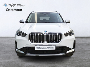 Fotos de BMW X1 sDrive18d color Blanco. Año 2022. 110KW(150CV). Diésel. En concesionario Celtamotor Pontevedra de Pontevedra