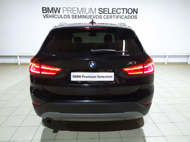 BMW X1 sDrive18d color Negro. Año 2017. 110KW(150CV). Diésel. En concesionario Hispamovil, Orihuela de Alicante