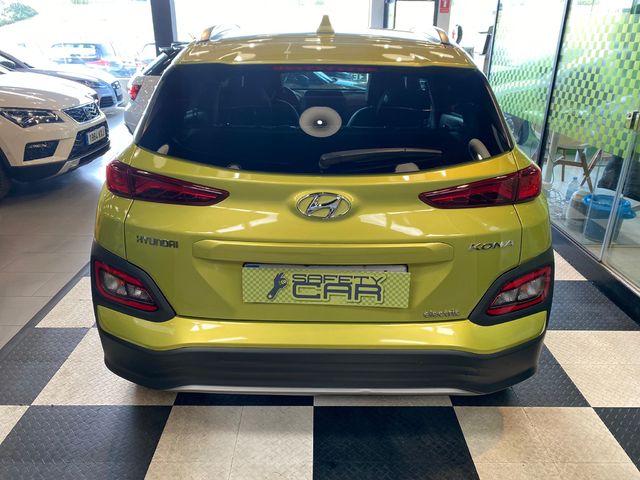 Hyundai Kona EV Style 150 kW (204 CV)