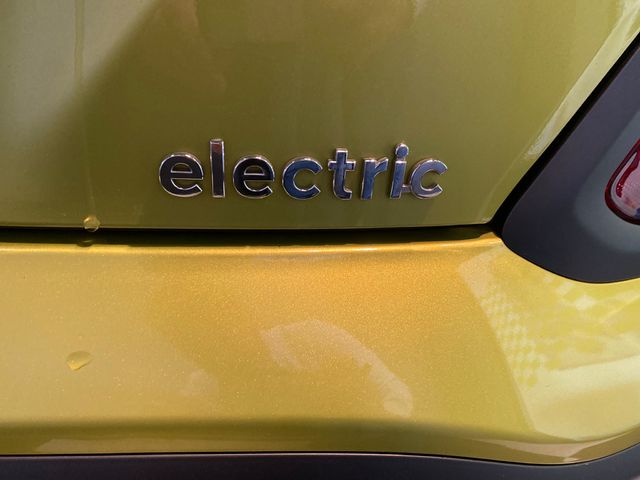 Hyundai Kona EV Style 150 kW (204 CV)