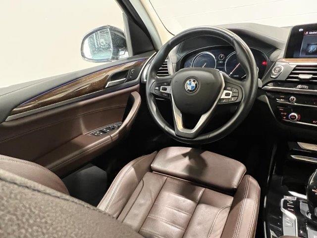 BMW X3 xDrive20d color Gris. Año 2018. 140KW(190CV). Diésel. En concesionario MOTOR MUNICH S.A.U  - Terrassa de Barcelona