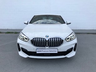 Fotos de BMW Serie 1 118d color Blanco. Año 2023. 110KW(150CV). Diésel. En concesionario Mandel Motor Badajoz de Badajoz
