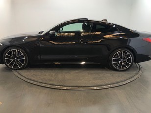 Fotos de BMW Serie 4 420d Coupe color Negro. Año 2023. 140KW(190CV). Diésel. En concesionario Proa Premium Palma de Baleares