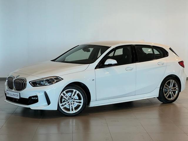 BMW Serie 1 118i color Blanco. Año 2021. 103KW(140CV). Gasolina. En concesionario Tormes Motor de Salamanca