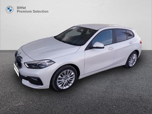 BMW Serie 1 118d color Blanco. Año 2022. 110KW(150CV). Diésel. 