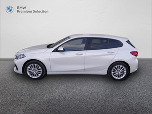 BMW Serie 1 118d color Blanco. Año 2022. 110KW(150CV). Diésel. 