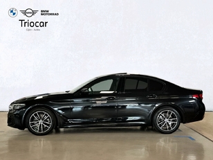 Fotos de BMW Serie 5 520d color Negro. Año 2022. 140KW(190CV). Diésel. En concesionario Triocar Gijón (Bmw y Mini) de Asturias