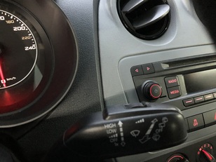 SEAT Ibiza 1.2 12v Reference 51 kW (70 CV)