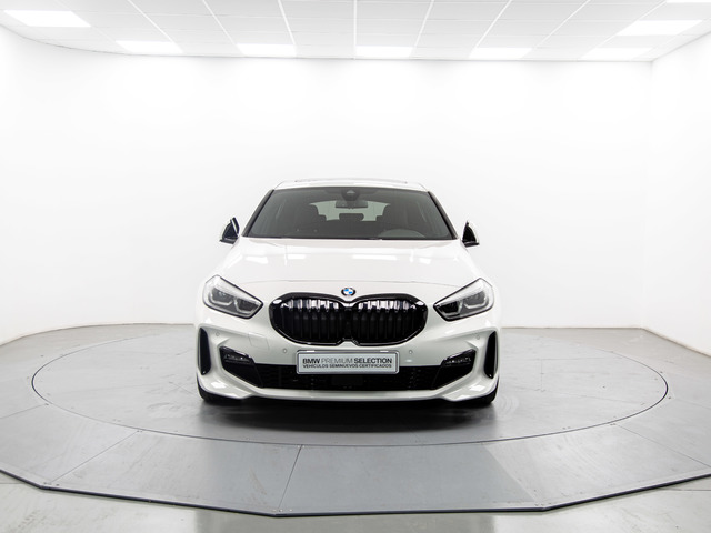 fotoG 1 del BMW Serie 1 118d Business 110 kW (150 CV) 150cv Diésel del 2023 en Alicante