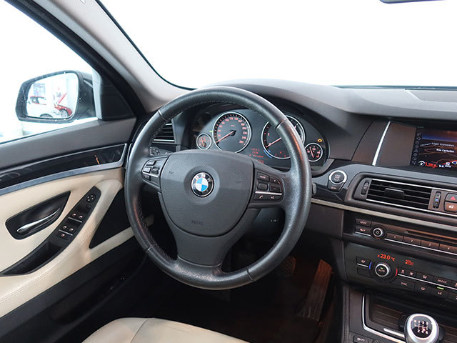 fotoG 12 del BMW Serie 5 520d 135 kW (184 CV) 184cv Diésel del 2013 en Ourense
