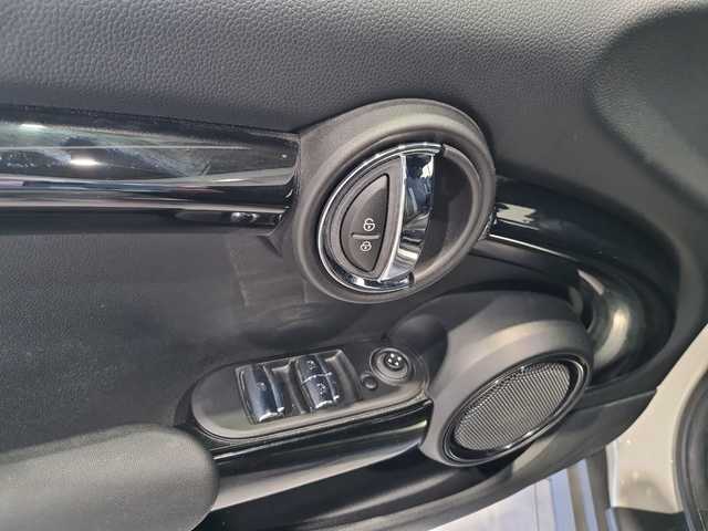 fotoG 30 del MINI MINI Cabrio Cooper S 131 kW (178 CV) 178cv Gasolina del 2021 en Barcelona