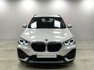 Fotos de BMW X1 xDrive25e color Blanco. Año 2021. 162KW(220CV). Híbrido Electro/Gasolina. En concesionario Maberauto de Castellón