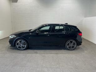 Fotos de BMW Serie 1 118i color Negro. Año 2022. 103KW(140CV). Gasolina. En concesionario MOTOR MUNICH S.A.U  - Terrassa de Barcelona