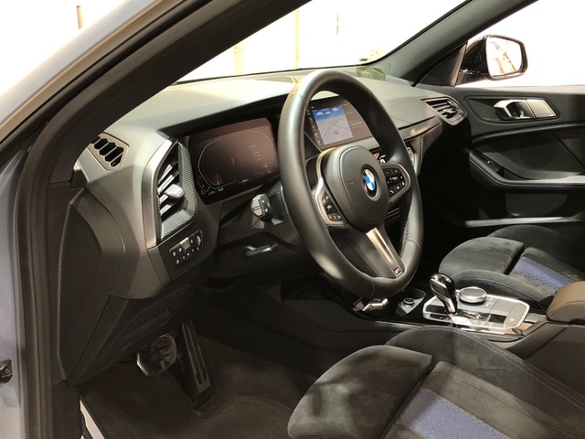 BMW Serie 2 220d Gran Coupe color Gris. Año 2022. 140KW(190CV). Diésel. En concesionario Movilnorte Las Rozas de Madrid