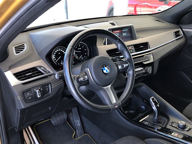 BMW X2 sDrive18d color Oro. Año 2018. 110KW(150CV). Diésel. En concesionario Vehinter Alcorcón de Madrid