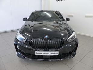 Fotos de BMW Serie 1 118d color Negro. Año 2023. 110KW(150CV). Diésel. En concesionario Lurauto Bizkaia de Vizcaya