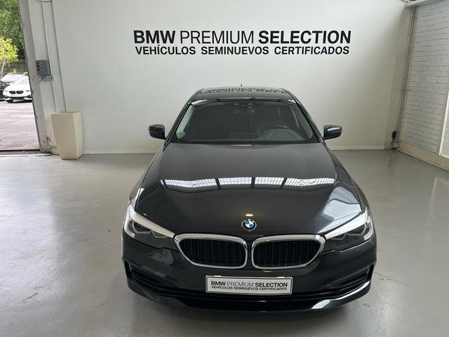 BMW Serie 5 520d color Gris. Año 2019. 140KW(190CV). Diésel. En concesionario Lurauto Gipuzkoa de Guipuzcoa