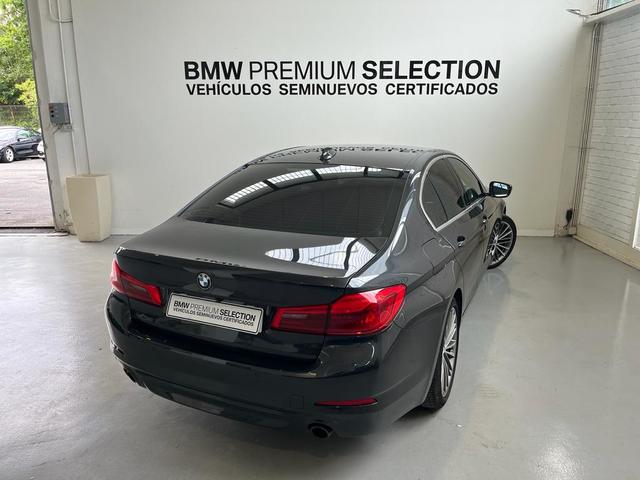 BMW Serie 5 520d color Gris. Año 2019. 140KW(190CV). Diésel. En concesionario Lurauto Gipuzkoa de Guipuzcoa