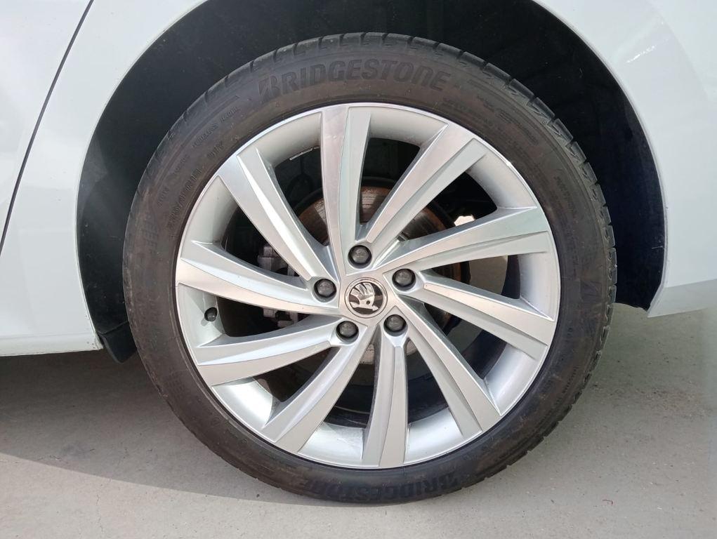 1.4 TSI PHEV Ambition DSG 150 kW (204 CV)