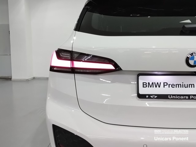 BMW Serie 2 218d Active Tourer color Blanco. Año 2023. 110KW(150CV). Diésel. En concesionario Unicars de Lleida