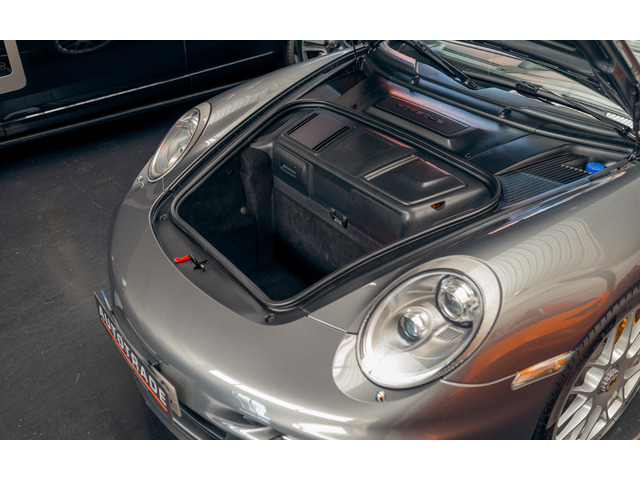 Porsche 911 Turbo Cabrio 368 kW (500 CV)