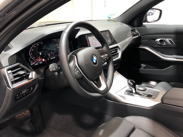 fotoG 10 del BMW Serie 3 320d 140 kW (190 CV) 190cv Diésel del 2022 en Madrid