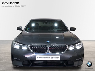 Fotos de BMW Serie 3 320d color Gris. Año 2022. 140KW(190CV). Diésel. En concesionario Movilnorte Las Rozas de Madrid